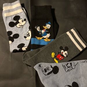 4 Single Disney Character Socks